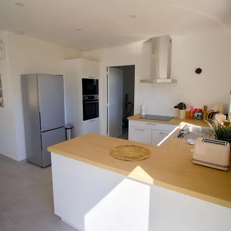 La Cigogne, Maison Familiale En Bord De A Surtainville, Cote Des Isles, 3 Chambres, Intendance Luxury Host * Surtainville