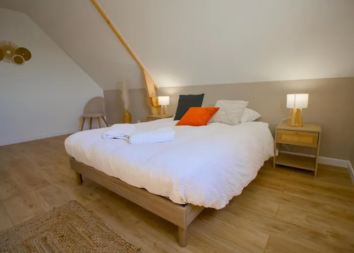 Prázdninový dům La Cigogne, Maison Familiale En Bord De A Surtainville, Cote Des Isles, 3 Chambres, Intendance Luxury Host *