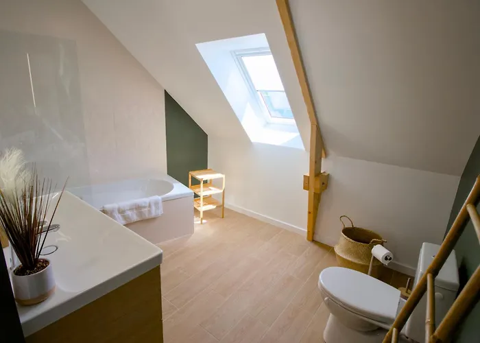 La Cigogne, Maison Familiale En Bord De A Surtainville, Cote Des Isles, 3 Chambres, Intendance Luxury Host