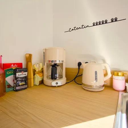 La Cigogne, Maison Familiale En Bord De A Surtainville, Cote Des Isles, 3 Chambres, Intendance Luxury Host