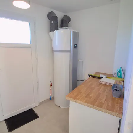 La Cigogne, Maison Familiale En Bord De A Surtainville, Cote Des Isles, 3 Chambres, Intendance Luxury Host Surtainville