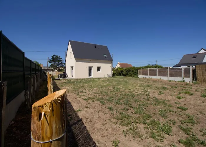 La Cigogne, Maison Familiale En Bord De A Surtainville, Cote Des Isles, 3 Chambres, Intendance Luxury Host *